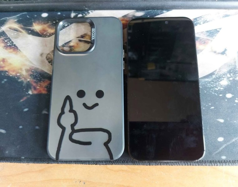 1000076712